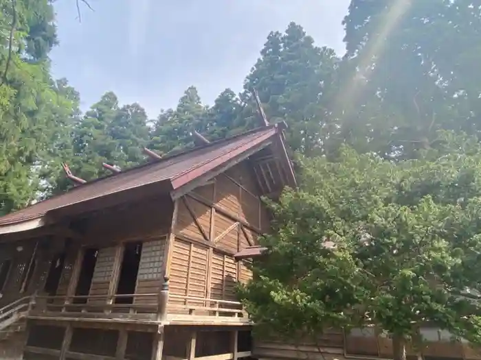 糠部神社の本殿