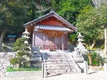 八幡社の本殿・本堂