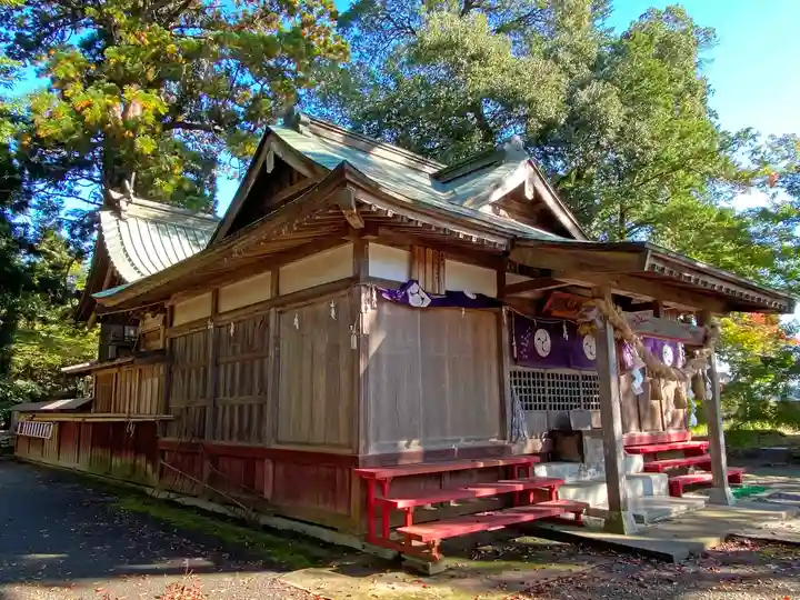 羽梨山神社の本殿・本堂