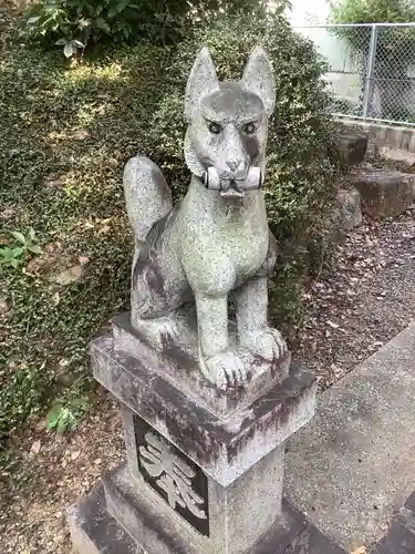 神明社（神明大明神）の狛犬