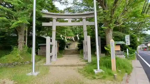 古四王神社の鳥居