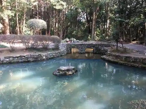 大麻比古神社の庭園