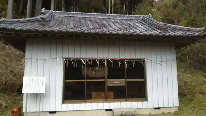 白羽神社の本殿・本堂