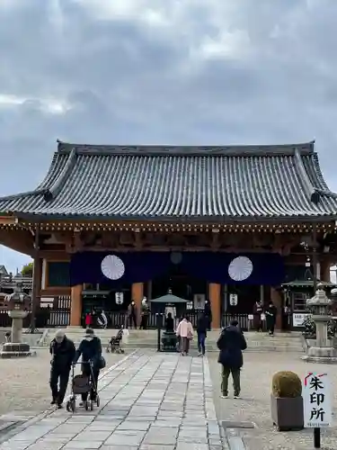 壬生寺の本殿・本堂