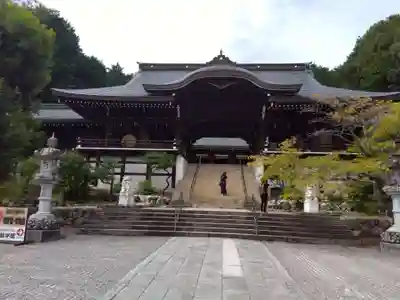 近江神宮の本殿・本堂