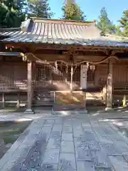 稲田神社の本殿