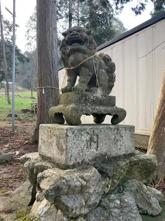 五十餘州神社の狛犬