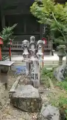日吉神社の像