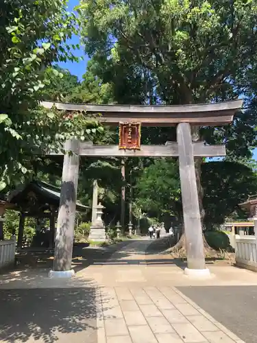 高麗神社の鳥居