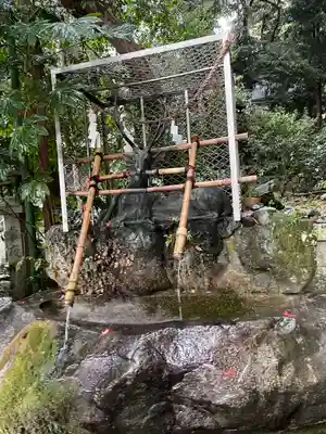 枚岡神社の手水舎