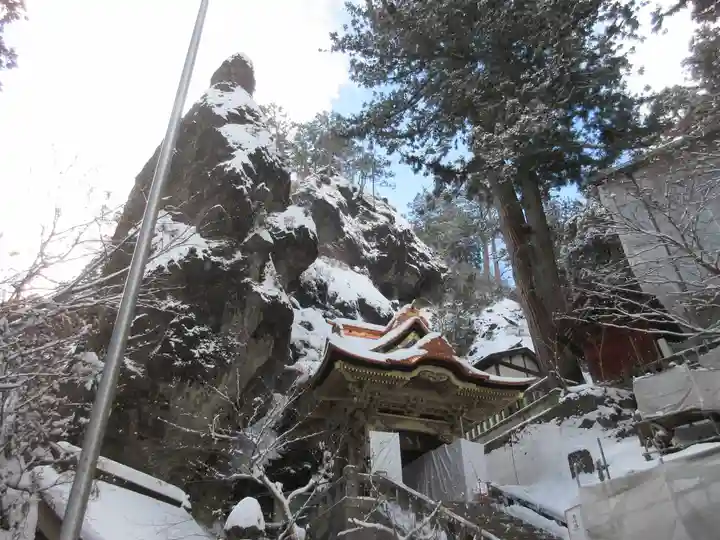 榛名神社の山門・神門