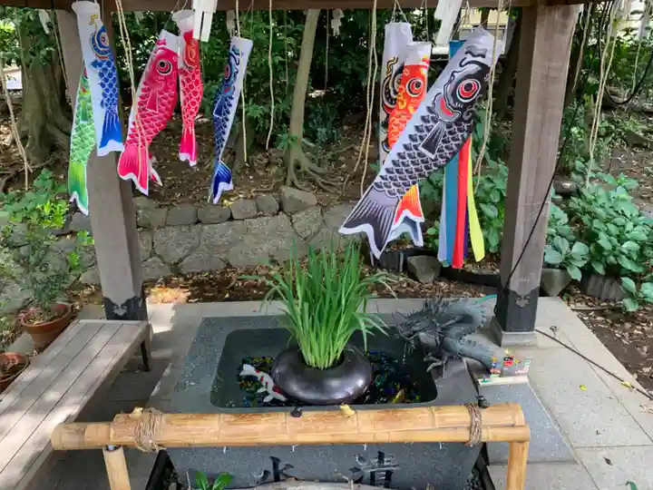 東海市熊野神社の手水舎