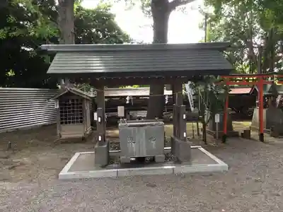 平塚神社の手水舎