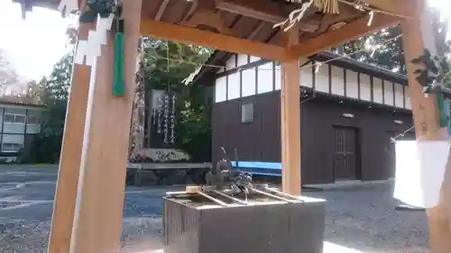 井上神社の手水