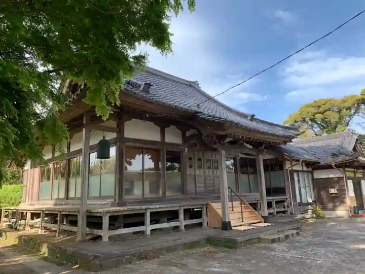 常泉寺の本殿・本堂