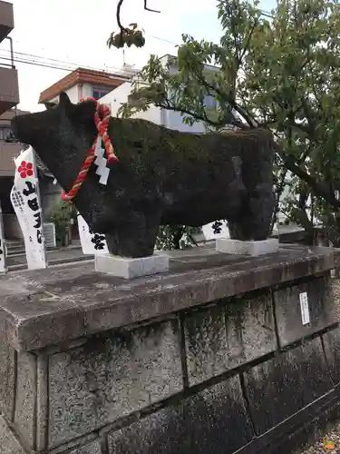 山田天満宮の像