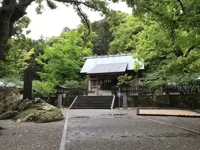 安房神社の本殿・本堂