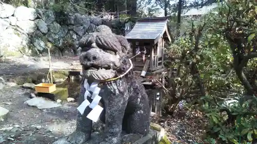 氷上神社の狛犬