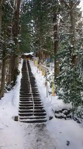 金持神社の建物その他