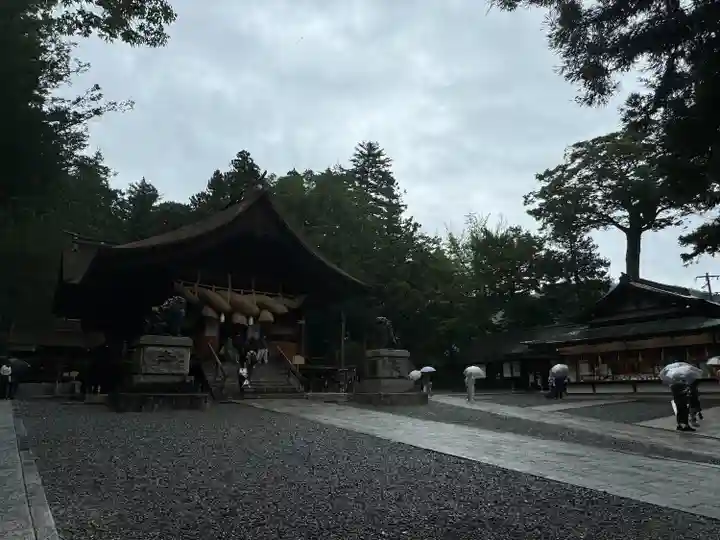 諏訪大社下社秋宮(長野県)