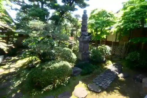 石歴山　妙勝寺の庭園