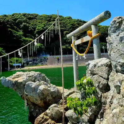 猪鼻湖神社(静岡県)