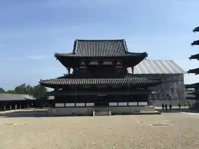 法隆寺の本殿・本堂