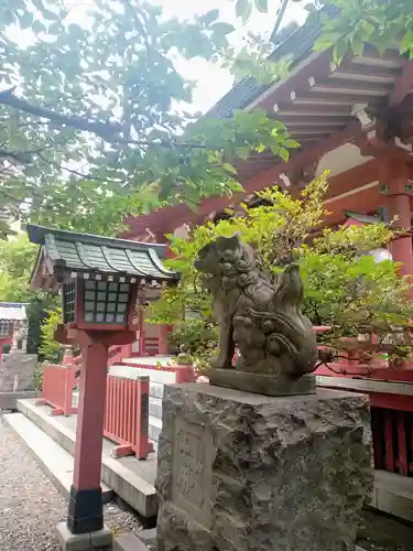 秋葉神社の狛犬