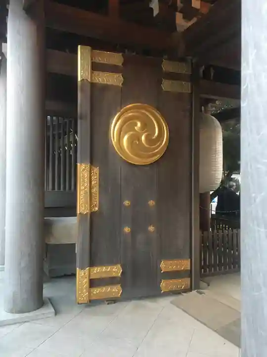 寒川神社の山門・神門