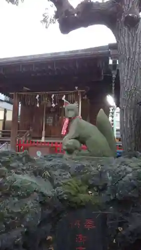 稲荷神社の狛犬