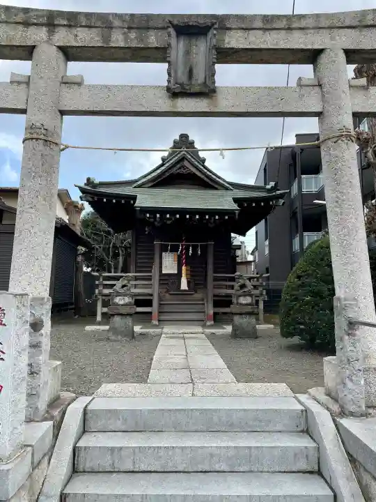 塩釜神社(鹽竈神社)の{uncategorized: "未分類", other: "その他", undefined: "問題あり", building: "その他建物", grave: "お墓", sacred_gate: "鳥居", guardian: "狛犬", statue: "像", buddha: "仏像", history: "歴史", nature: "自然", garden: "庭園", animal: "動物", pagoda: "塔", temizu: "手水舎", mountain_gate: "山門・神門", sanctuary: "本殿・本堂", subordinate: "末社・摂社", art: "芸術", scenery: "景色", jizo: "地蔵", ema: "絵馬", goshuin: "御朱印", omikuji: "おみくじ", items: "授与品その他", amulet: "お守り", goshuincho: "御朱印帳", eats: "食事", festival: "お祭り", votive_dance: "神楽", shichigosan: "七五三参", wedding: "結婚式", experience: "体験その他", initially: "初詣", around: "周辺", anti_infection: "感染症対策"}