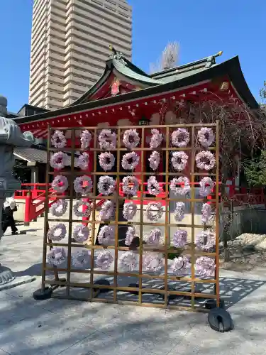 越谷香取神社の{uncategorized: "未分類", other: "その他", undefined: "問題あり", building: "その他建物", grave: "お墓", sacred_gate: "鳥居", guardian: "狛犬", statue: "像", buddha: "仏像", history: "歴史", nature: "自然", garden: "庭園", animal: "動物", pagoda: "塔", temizu: "手水舎", mountain_gate: "山門・神門", sanctuary: "本殿・本堂", subordinate: "末社・摂社", art: "芸術", scenery: "景色", jizo: "地蔵", ema: "絵馬", goshuin: "御朱印", omikuji: "おみくじ", items: "授与品その他", amulet: "お守り", goshuincho: "御朱印帳", eats: "食事", festival: "お祭り", votive_dance: "神楽", shichigosan: "七五三参", wedding: "結婚式", experience: "体験その他", initially: "初詣", around: "周辺", anti_infection: "感染症対策"}