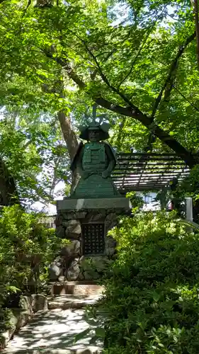 藤森神社の像