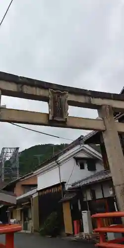 諸羽神社の鳥居