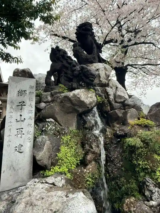 神田神社(神田明神)の{uncategorized: "未分類", other: "その他", undefined: "問題あり", building: "その他建物", grave: "お墓", sacred_gate: "鳥居", guardian: "狛犬", statue: "像", buddha: "仏像", history: "歴史", nature: "自然", garden: "庭園", animal: "動物", pagoda: "塔", temizu: "手水舎", mountain_gate: "山門・神門", sanctuary: "本殿・本堂", subordinate: "末社・摂社", art: "芸術", scenery: "景色", jizo: "地蔵", ema: "絵馬", goshuin: "御朱印", omikuji: "おみくじ", items: "授与品その他", amulet: "お守り", goshuincho: "御朱印帳", eats: "食事", festival: "お祭り", votive_dance: "神楽", shichigosan: "七五三参", wedding: "結婚式", experience: "体験その他", initially: "初詣", around: "周辺", anti_infection: "感染症対策"}