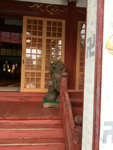 大前神社の像