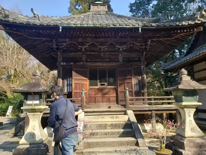 石山寺の本殿・本堂