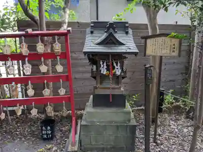 鎮守氷川神社の末社・摂社
