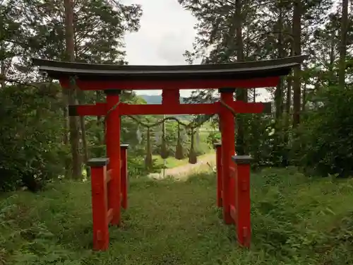 横山神社の鳥居