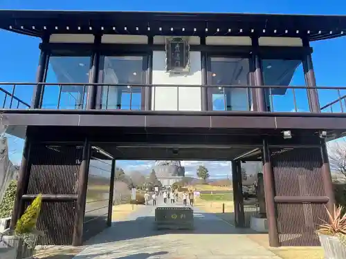 東本願寺本廟 牛久浄苑（牛久大仏）の山門