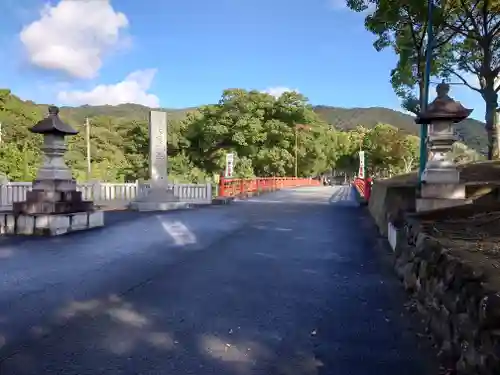 大麻比古神社の周辺