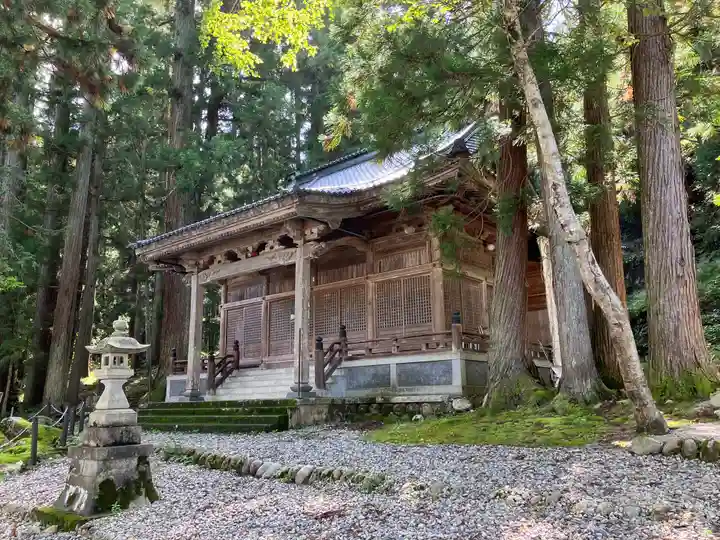 鳩谷八幡神社(岐阜県)