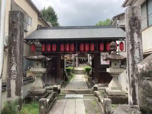 八幡神社の山門・神門