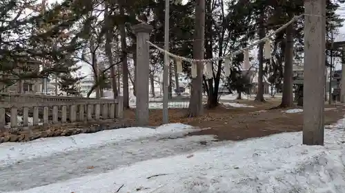 東川神社の庭園