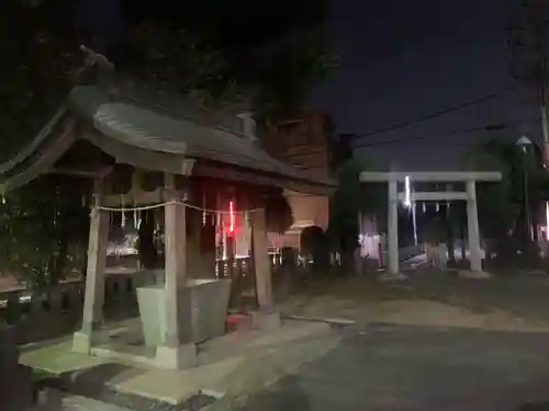 諏訪神社の手水舎