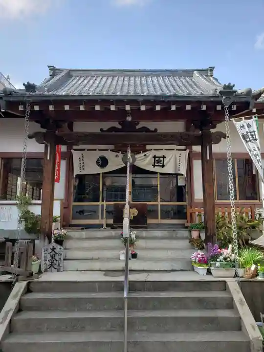 榮久山大法寺の本殿・本堂
