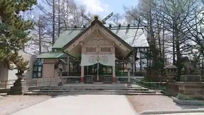 白石神社の本殿・本堂