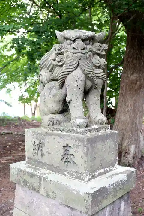 佐久神社の狛犬