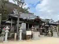 神咒寺の{uncategorized: "未分類", other: "その他", undefined: "問題あり", building: "その他建物", grave: "お墓", sacred_gate: "鳥居", guardian: "狛犬", statue: "像", buddha: "仏像", history: "歴史", nature: "自然", garden: "庭園", animal: "動物", pagoda: "塔", temizu: "手水舎", mountain_gate: "山門・神門", sanctuary: "本殿・本堂", subordinate: "末社・摂社", art: "芸術", scenery: "景色", jizo: "地蔵", ema: "絵馬", goshuin: "御朱印", omikuji: "おみくじ", items: "授与品その他", amulet: "お守り", goshuincho: "御朱印帳", eats: "食事", festival: "お祭り", votive_dance: "神楽", shichigosan: "七五三参", wedding: "結婚式", experience: "体験その他", initially: "初詣", around: "周辺", anti_infection: "感染症対策"}