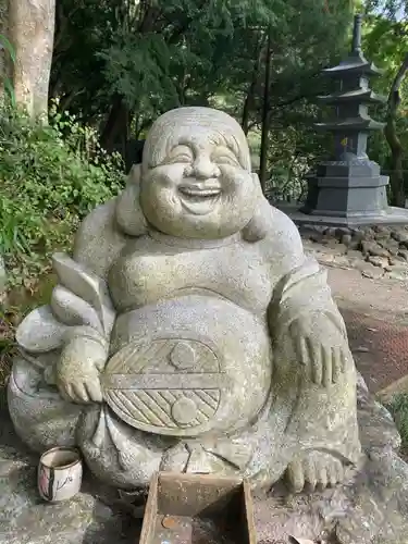 西明寺の像